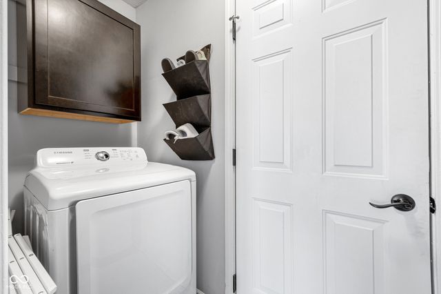 10864 Washington Bay Drive, Fishers, IN 46037