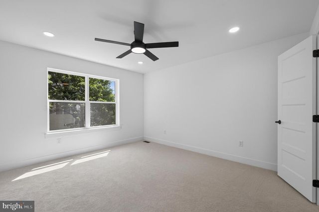 340 E BARNARD ST, West Chester, PA 19382