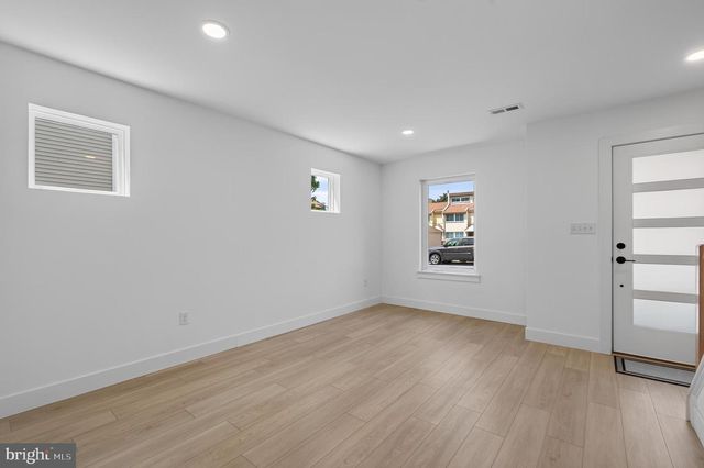 340 E BARNARD ST, West Chester, PA 19382
