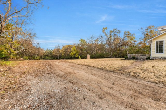 203 Liberty Ln, Madison, TN 37115