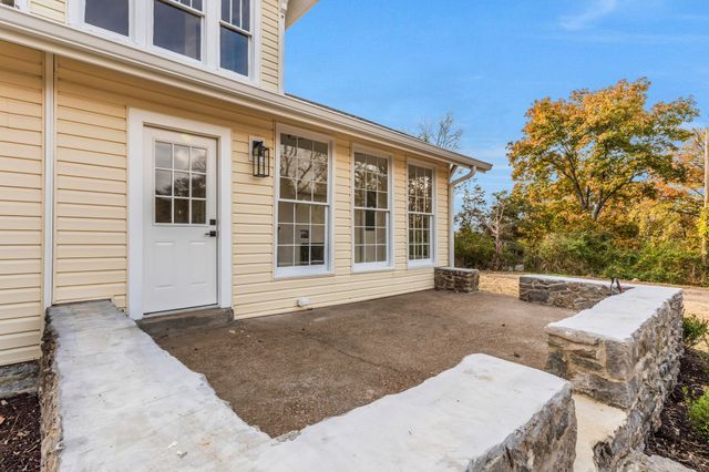 203 Liberty Ln, Madison, TN 37115