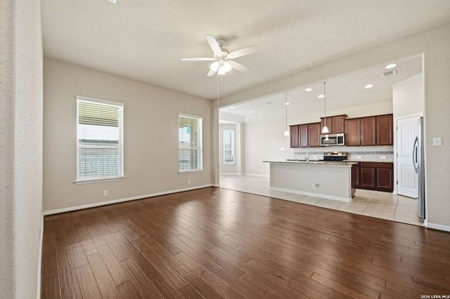309 ALBARELLA, Cibolo, TX 78108