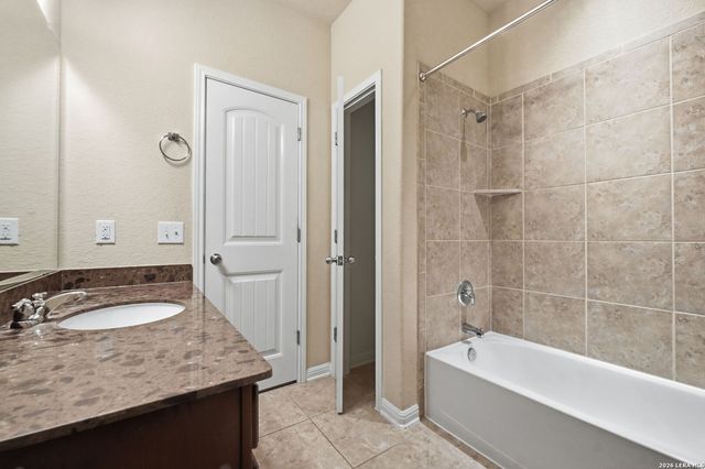 309 ALBARELLA, Cibolo, TX 78108