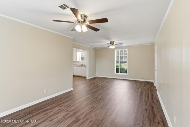 206 Ogilsvie Street, Petal, MS 39465