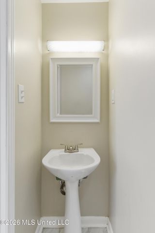 206 Ogilsvie Street, Petal, MS 39465