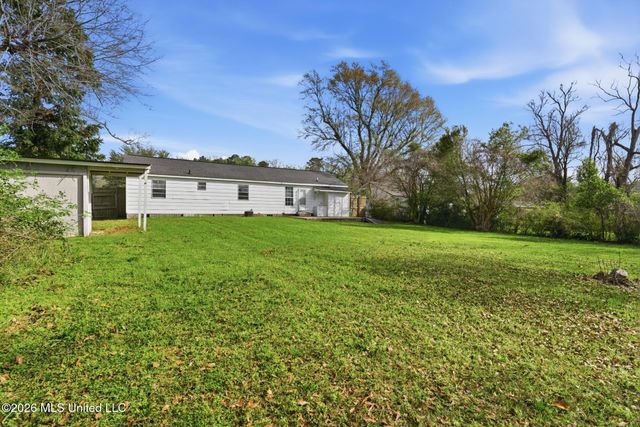 206 Ogilsvie Street, Petal, MS 39465