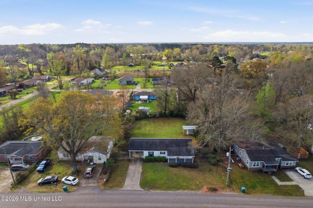 206 Ogilsvie Street, Petal, MS 39465