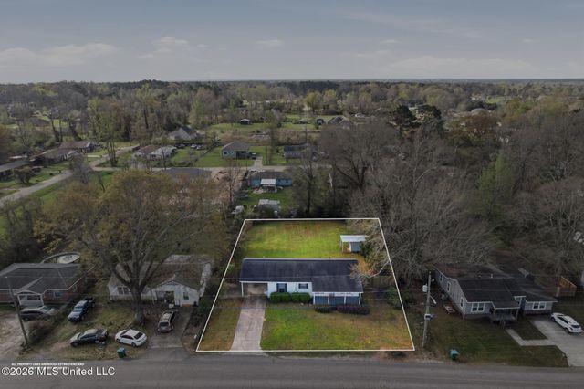 206 Ogilsvie Street, Petal, MS 39465