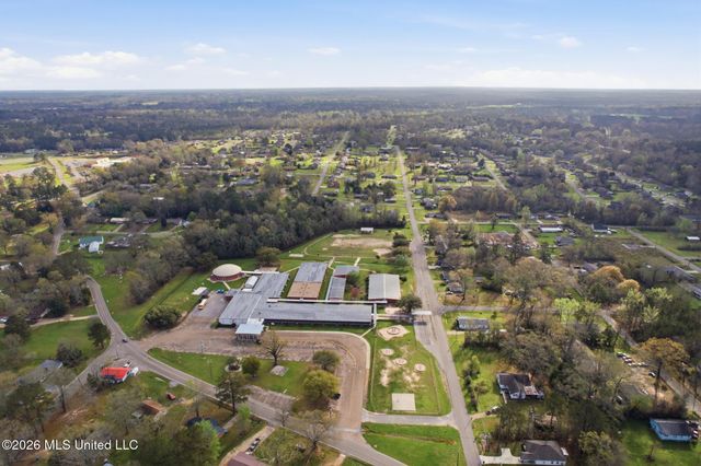 206 Ogilsvie Street, Petal, MS 39465