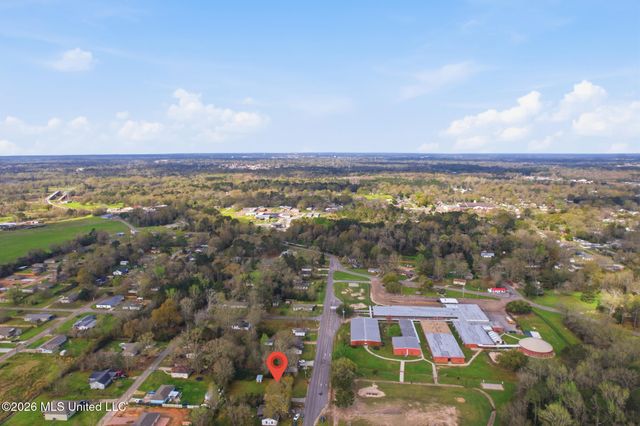 206 Ogilsvie Street, Petal, MS 39465