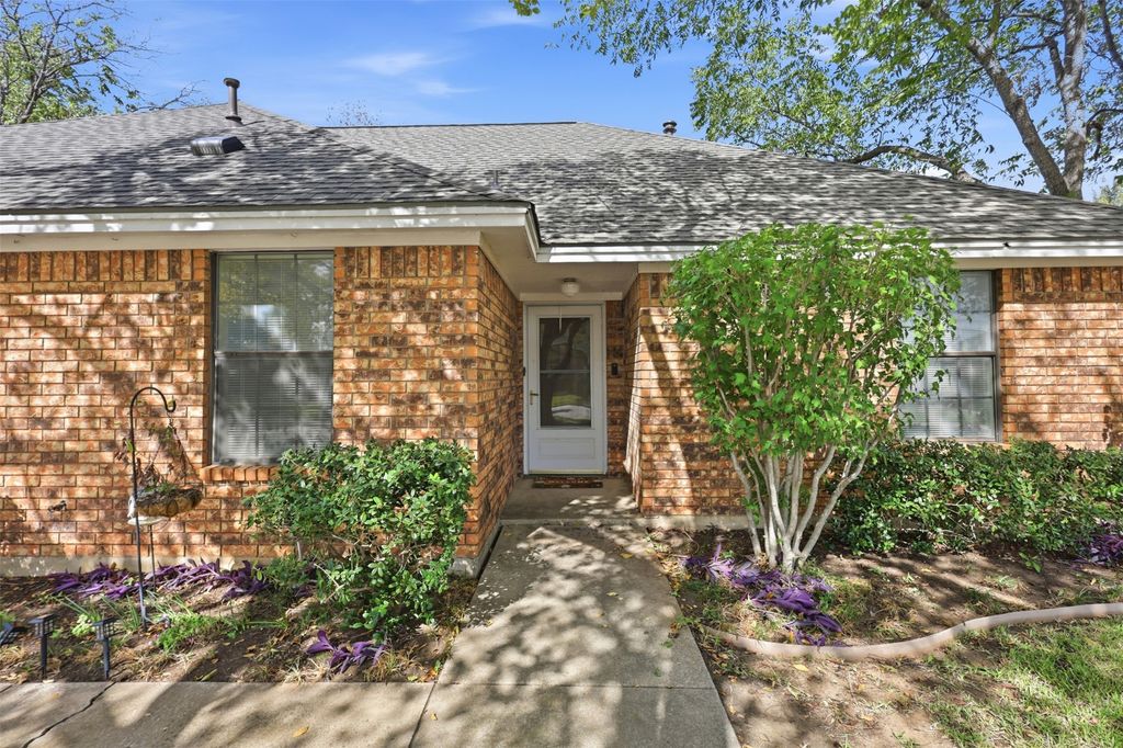 613 Main Street, Roanoke, TX 76262 — photo 3