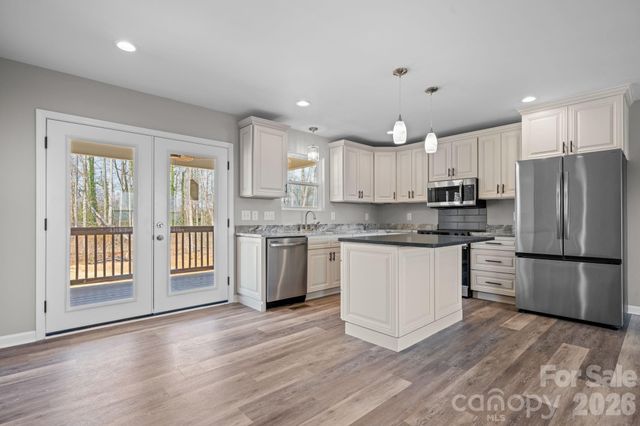 250 Old Lumber Yard Road, Morganton, NC 28655