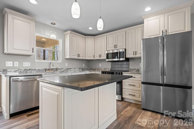 250 Old Lumber Yard Road, Morganton, NC 28655