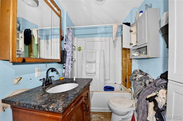 9015 S Broadway, St Louis, MO 63125
