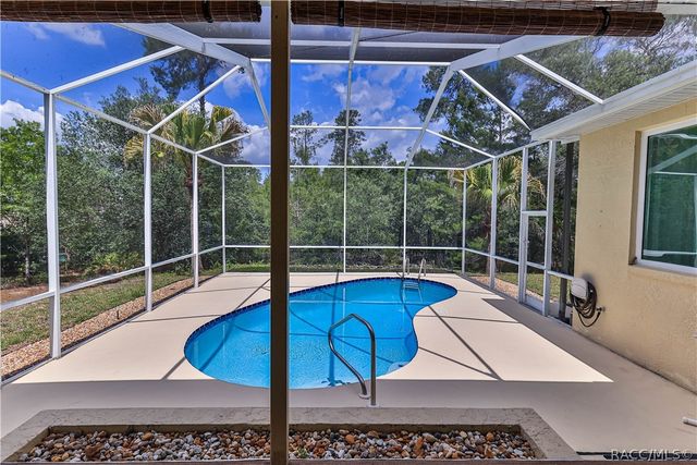 5 GERANIUM Drive, Homosassa, FL 34446