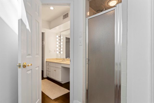 20 Fairway Woods Circle, Maumelle, AR 72113