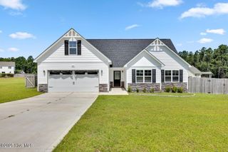 605 Noah Court, Jacksonville, NC 28540