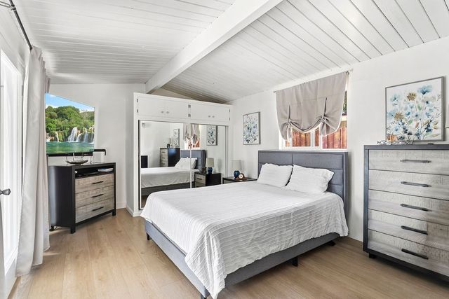 2214 N Spruce Street, Santa Ana, CA 92706