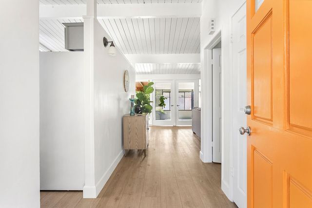 2214 N Spruce Street, Santa Ana, CA 92706