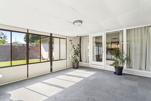 2214 N Spruce Street, Santa Ana, CA 92706