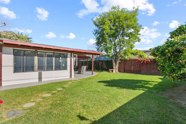 2214 N Spruce Street, Santa Ana, CA 92706