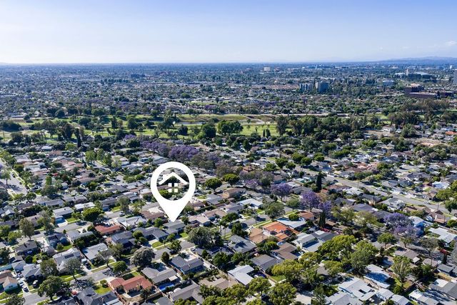 2214 N Spruce Street, Santa Ana, CA 92706