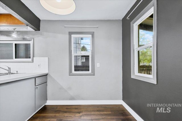 6514 W Post St, Boise, ID 83704