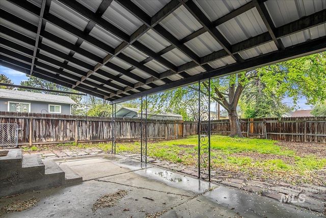 6514 W Post St, Boise, ID 83704