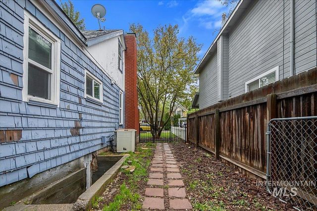 6514 W Post St, Boise, ID 83704