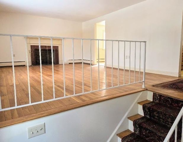 13 Birchdale Road, Bow, NH 03304