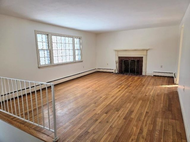 13 Birchdale Road, Bow, NH 03304