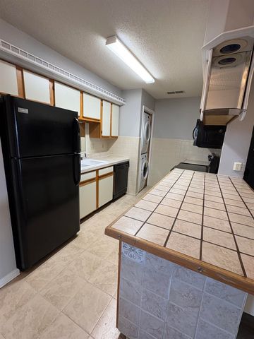 922-A Fairwood Lakes Dr., Myrtle Beach, SC 29588