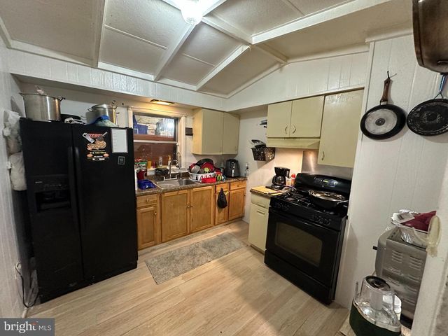 2629 S MARSHALL ST, Philadelphia, PA 19148