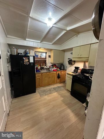 2629 S MARSHALL ST, Philadelphia, PA 19148