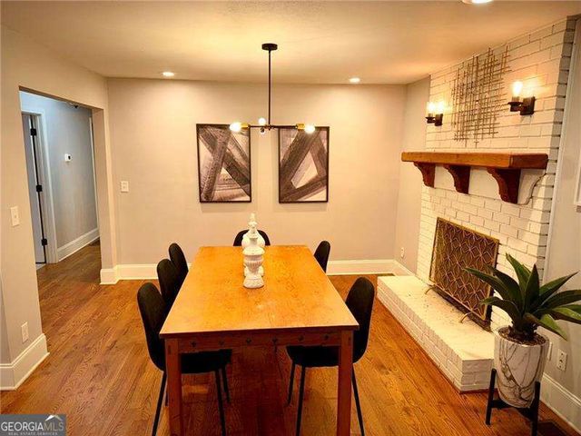 1335 Hillcrest Drive, Sugar Hill, GA 30518