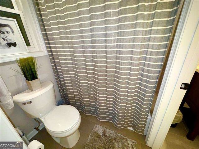 1335 Hillcrest Drive, Sugar Hill, GA 30518