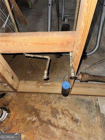 1335 Hillcrest Drive, Sugar Hill, GA 30518