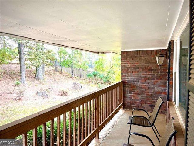 1335 Hillcrest Drive, Sugar Hill, GA 30518