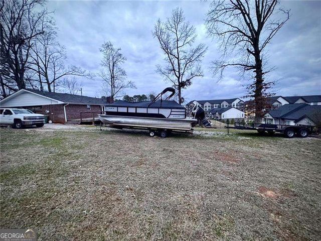 1335 Hillcrest Drive, Sugar Hill, GA 30518