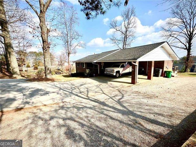 1335 Hillcrest Drive, Sugar Hill, GA 30518