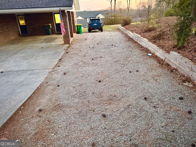 1335 Hillcrest Drive, Sugar Hill, GA 30518