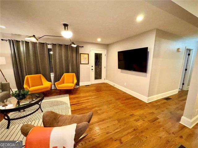 1335 Hillcrest Drive, Sugar Hill, GA 30518