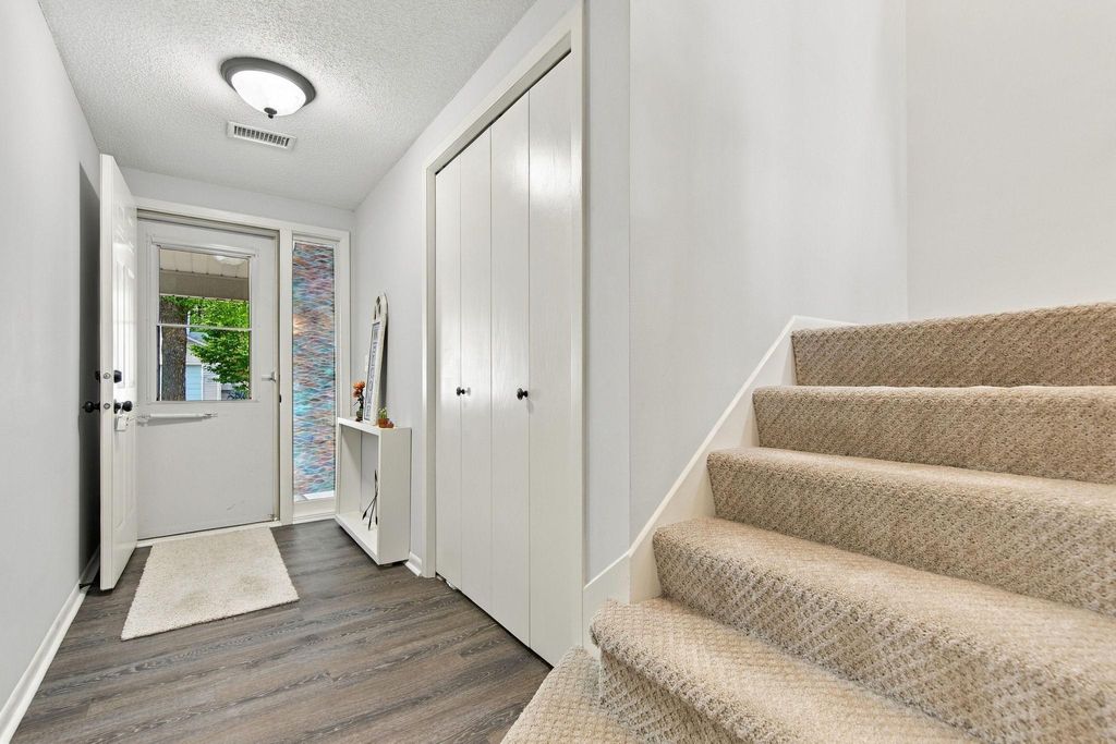 8827 Norway Street NW, Coon Rapids, MN 55433 — photo 2