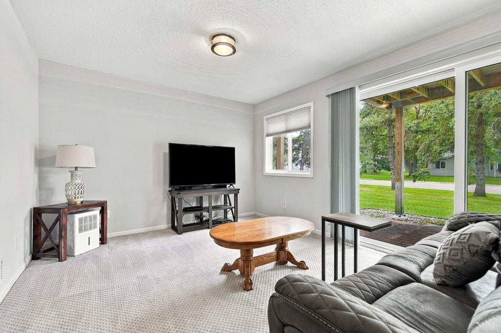 8827 Norway Street NW, Coon Rapids, MN 55433 — photo 5
