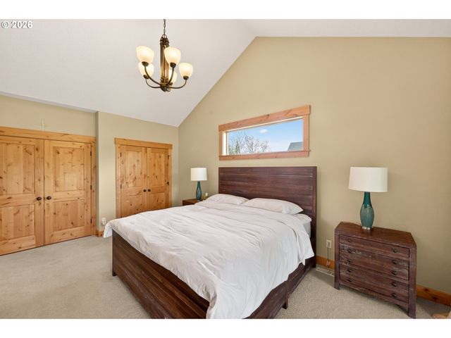 1663 Nw MEDINAH Dr, Mc Minnville, OR 97128