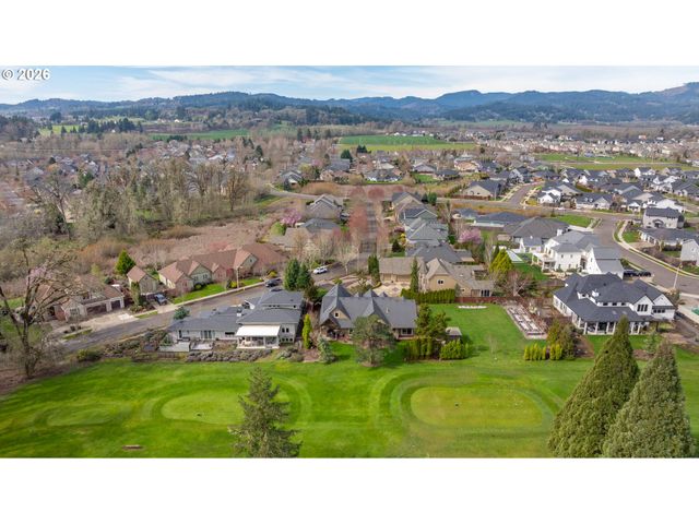 1663 Nw MEDINAH Dr, Mc Minnville, OR 97128