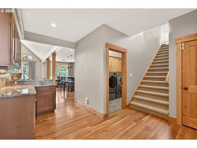 1663 Nw MEDINAH Dr, Mc Minnville, OR 97128