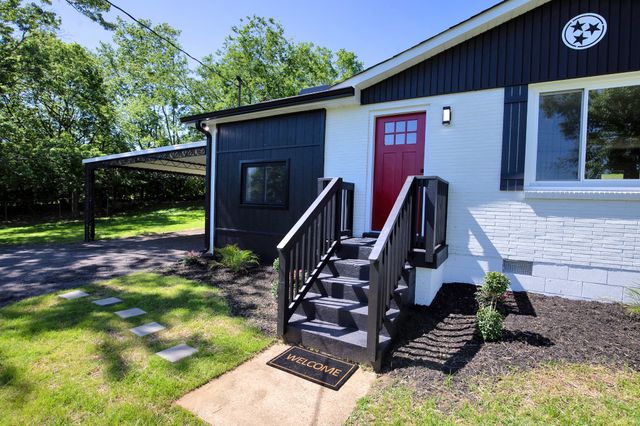 407 Fannin Drive, Goodlettsville, TN 37072