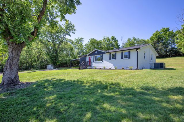 407 Fannin Drive, Goodlettsville, TN 37072