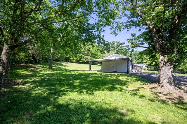 407 Fannin Drive, Goodlettsville, TN 37072